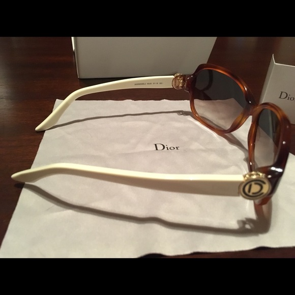 Dior sunglasses, brown and cream frames, NWOT - Picture 3 of 6